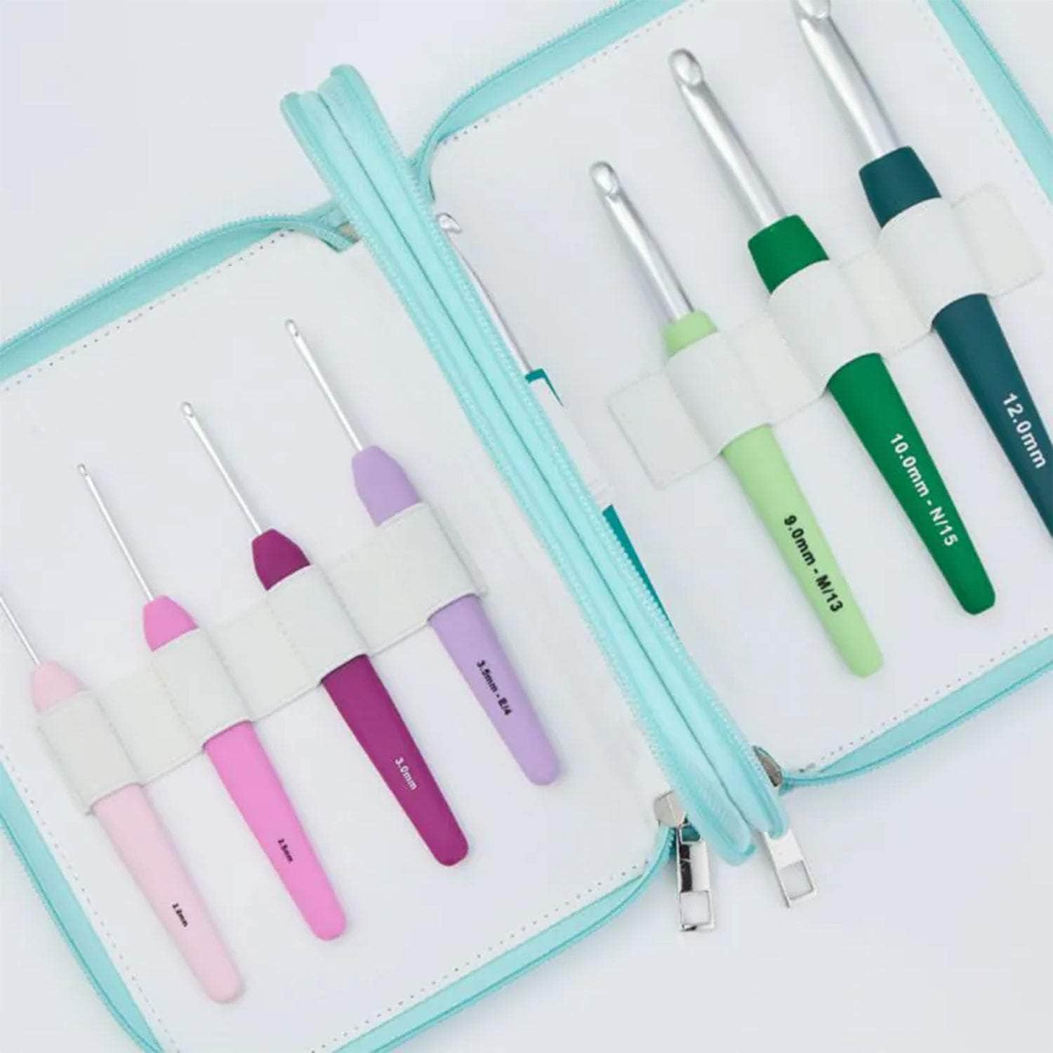Waves Single Ended Crochet Hook Sets - Image 6